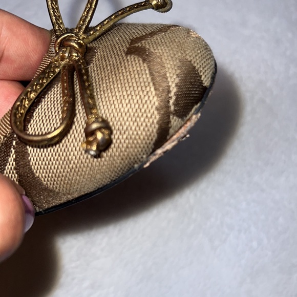 Coach canvas logo bow chunky heels - Picture 8 of 9